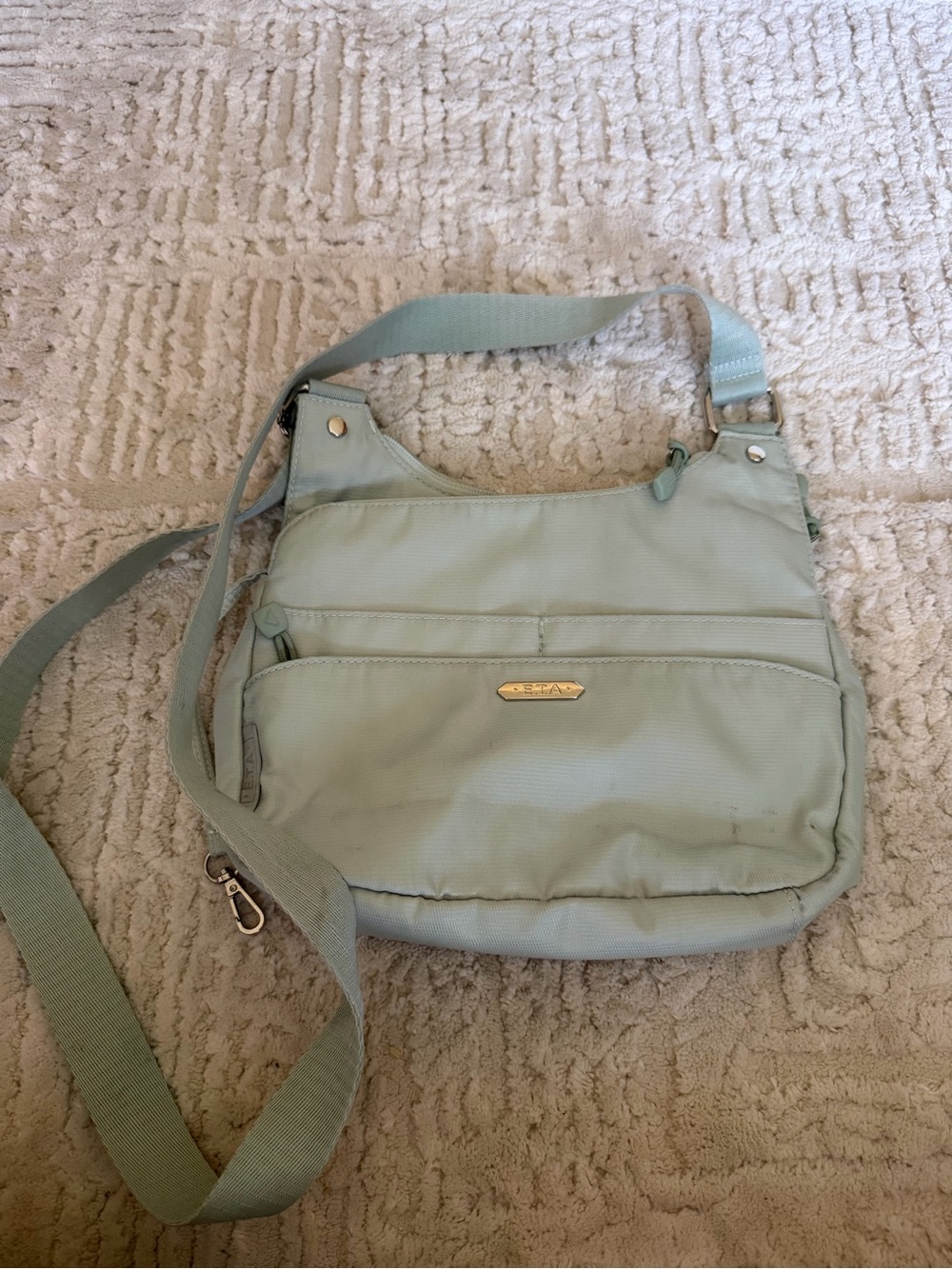 ETA everyday travel adventures Sage Crossbody Shoulder Bag  Everyday Carry